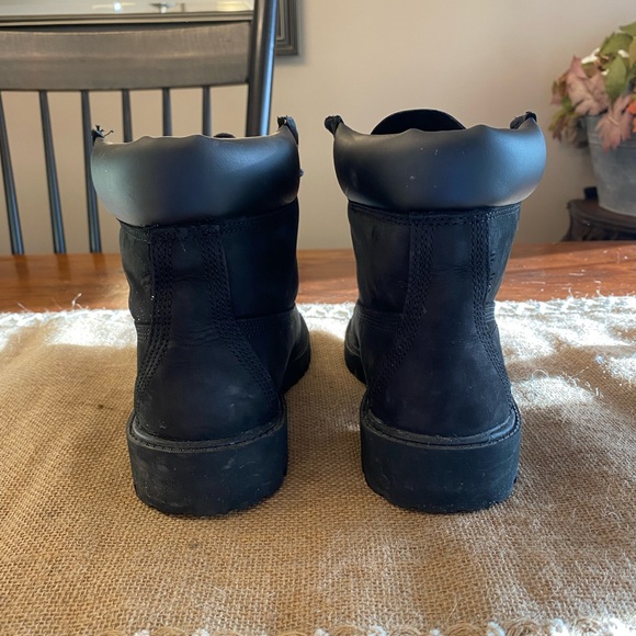 Women’s Timberland Boots - Picture 3 of 4